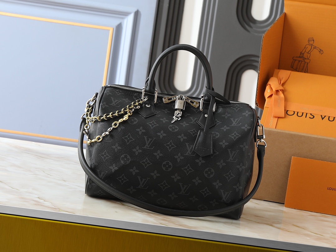 Louis Vuitton LV Classic Handbag Premium Canvas Padlock Detail Weekend Getaway Fashion Accessory